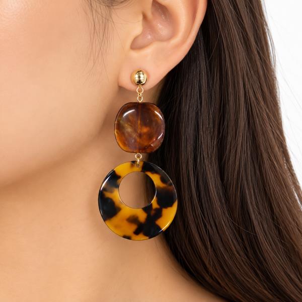 SODAJO MARBLED BEAD TORTOISE PATTERN OPEN CIRCLE DROP EARRING