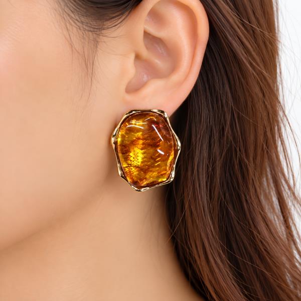 SODAJO GOLD DIPPED IRREGULAR OVAL MARBLED CABOCHON STUD EARRING