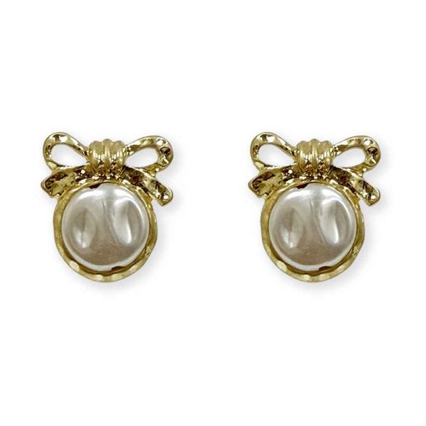 PEARL STUD EARRING
