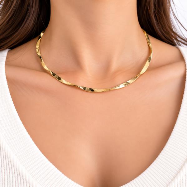 Metal Twisted Choker Necklace