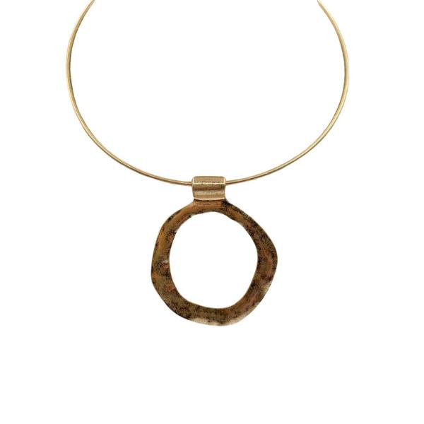 Metal Hammered Open Circle Pendant Collar Necklace