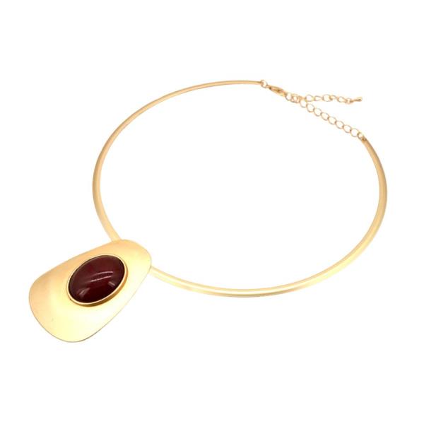 Oval Stone Pendant Collar Necklace