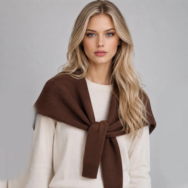KNITTED SHOULDER WRAP