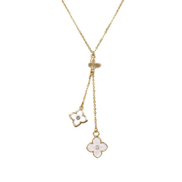 MOTHER OF PEARL CLOVER NECKLACE